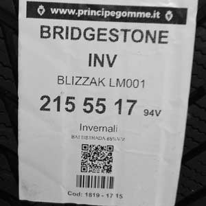 BRIDGESTONE BLIZZAK LM001 215/55R17