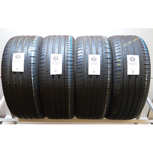 PIRELLI P ZERO PZ4 265/35R22