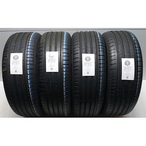 PIRELLI PZERO PZ4 235/50R19