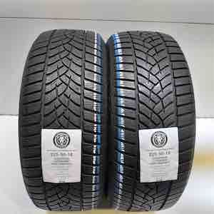 GOODYEAR ULTRAGRIP PERFORMANCE GEN-1 225/50R18