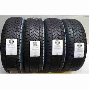 GOODYEAR ULTRAGRIP PERFORMANCE GEN-1 215/60R17