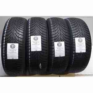 KUMHO WINTERCRAFT WP52 225/60R18