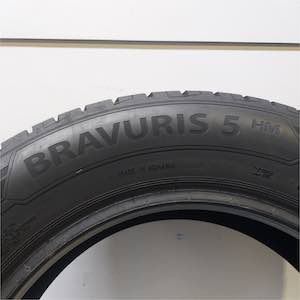 BARUM BRAVURIS 5HM 185/65R15