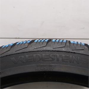 VREDESTEIN QUATRAC PRO 255/35R20