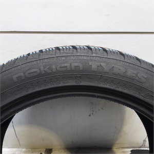 NOKIAN WR SNOWPROOF 225/45R18