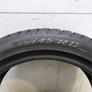 PIRELLI WINTER SOTTOZERO 3 215/45R17