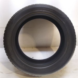 YOKOHAMA BLUEARTH WINTER V906 SUV 235/50R20