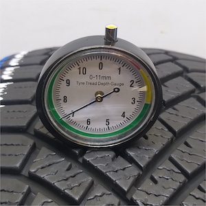 YOKOHAMA BLUEARTH WINTER V906 195/55R16