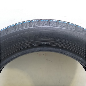 YOKOHAMA BLUEARTH WINTER V906 195/55R16