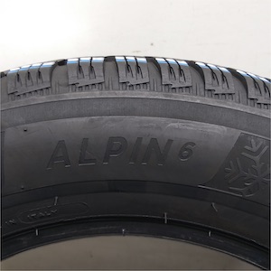 MICHELIN ALPIN 6 215/60R16
