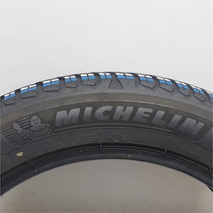 MICHELIN CROSSCLIMATE 2 235/55R19